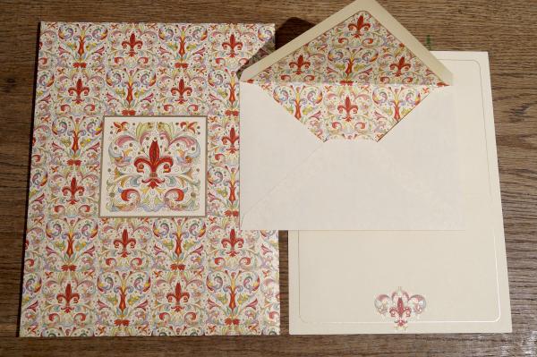 Stationery Giglio in a set of 10/10 pieces in a gift folder